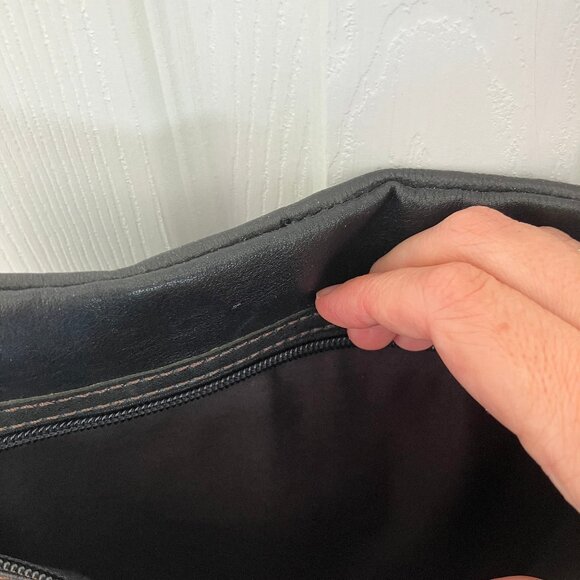 small black fossil crossbody purse - Picture 3 of 6